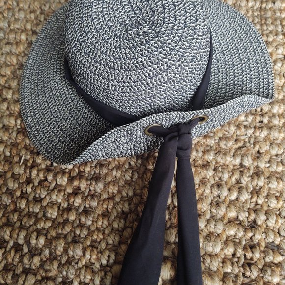 Nine West Grommet Ribbon Fashion Hat New - Picture 6 of 8
